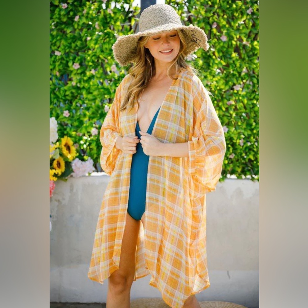 Davi & Dani NWT 1X Kimono/ Cover Up